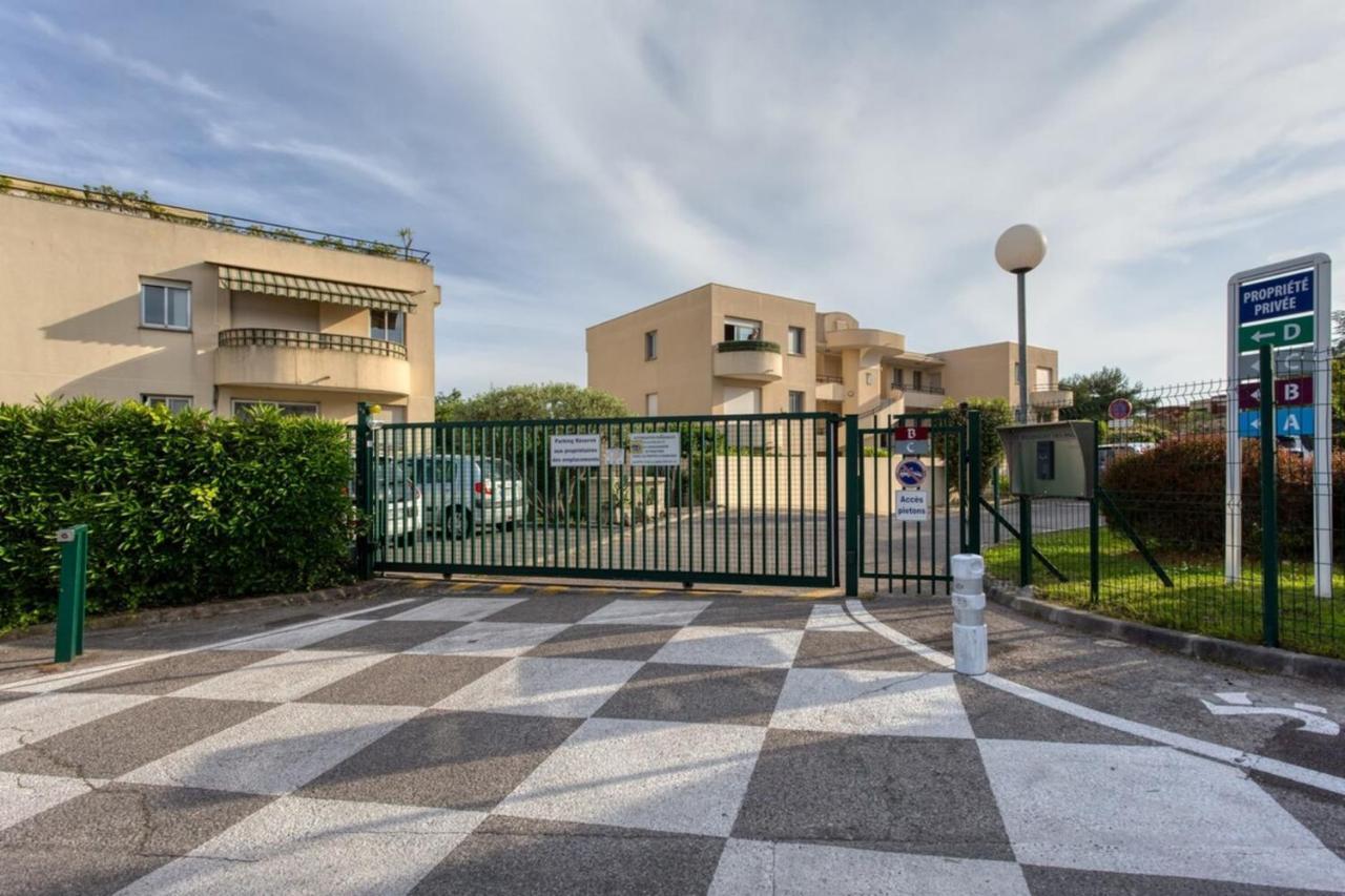 Villeneuve Des Anges فينوف لوبيه المظهر الخارجي الصورة